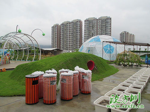 欣方圳鋼木垃圾桶，園林景區(qū)環(huán)境提升的好助手